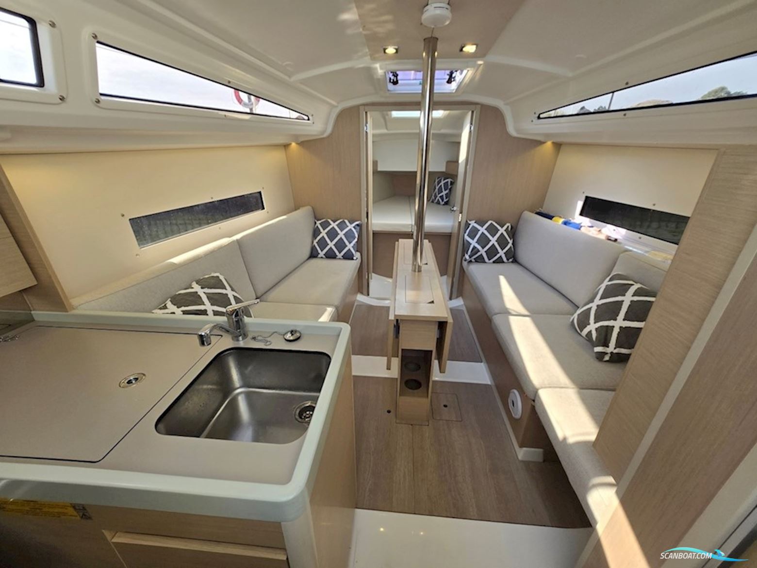 Beneteau Oceanis 30.1