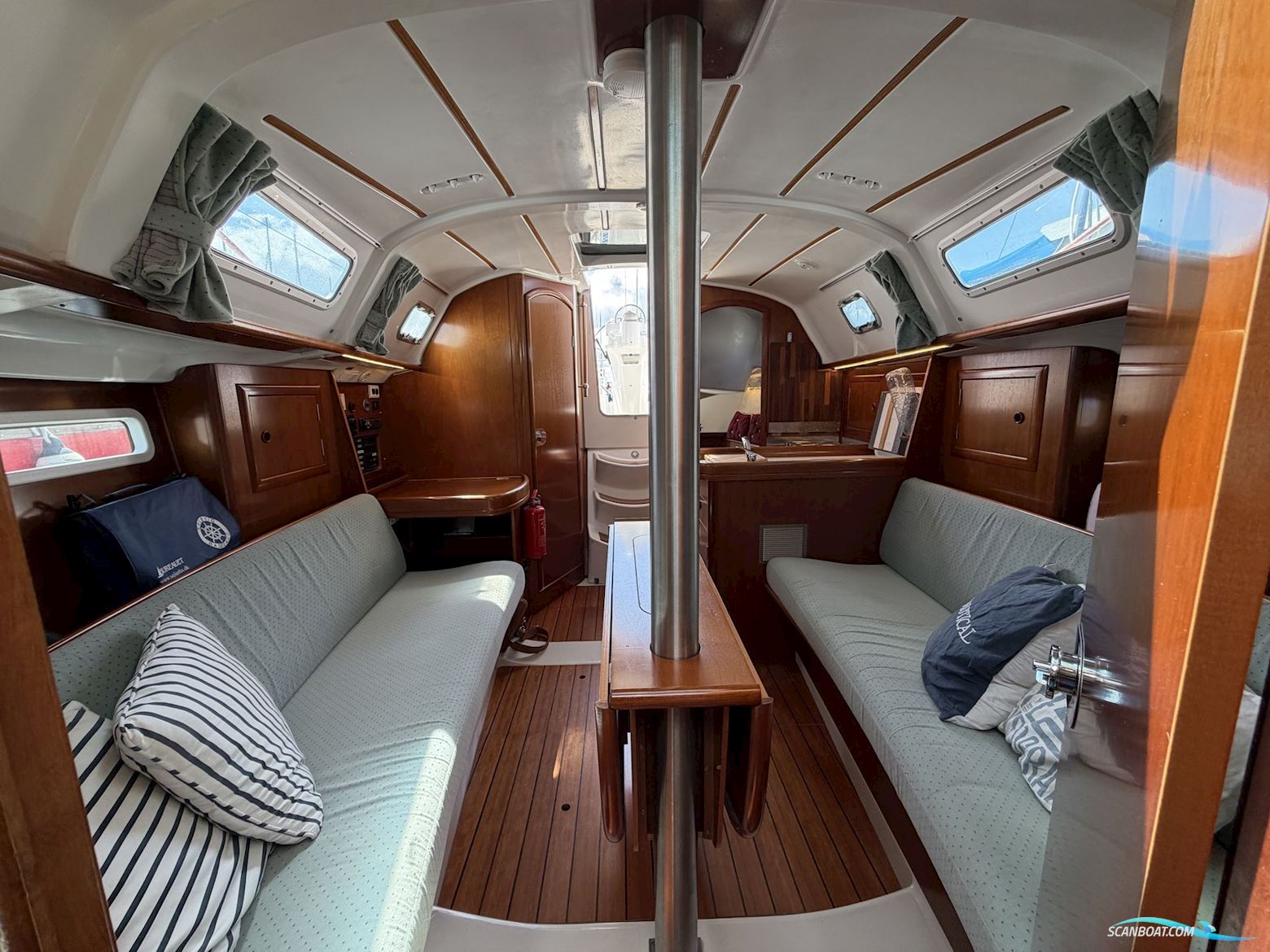 Beneteau Oceanis 311 Clipper