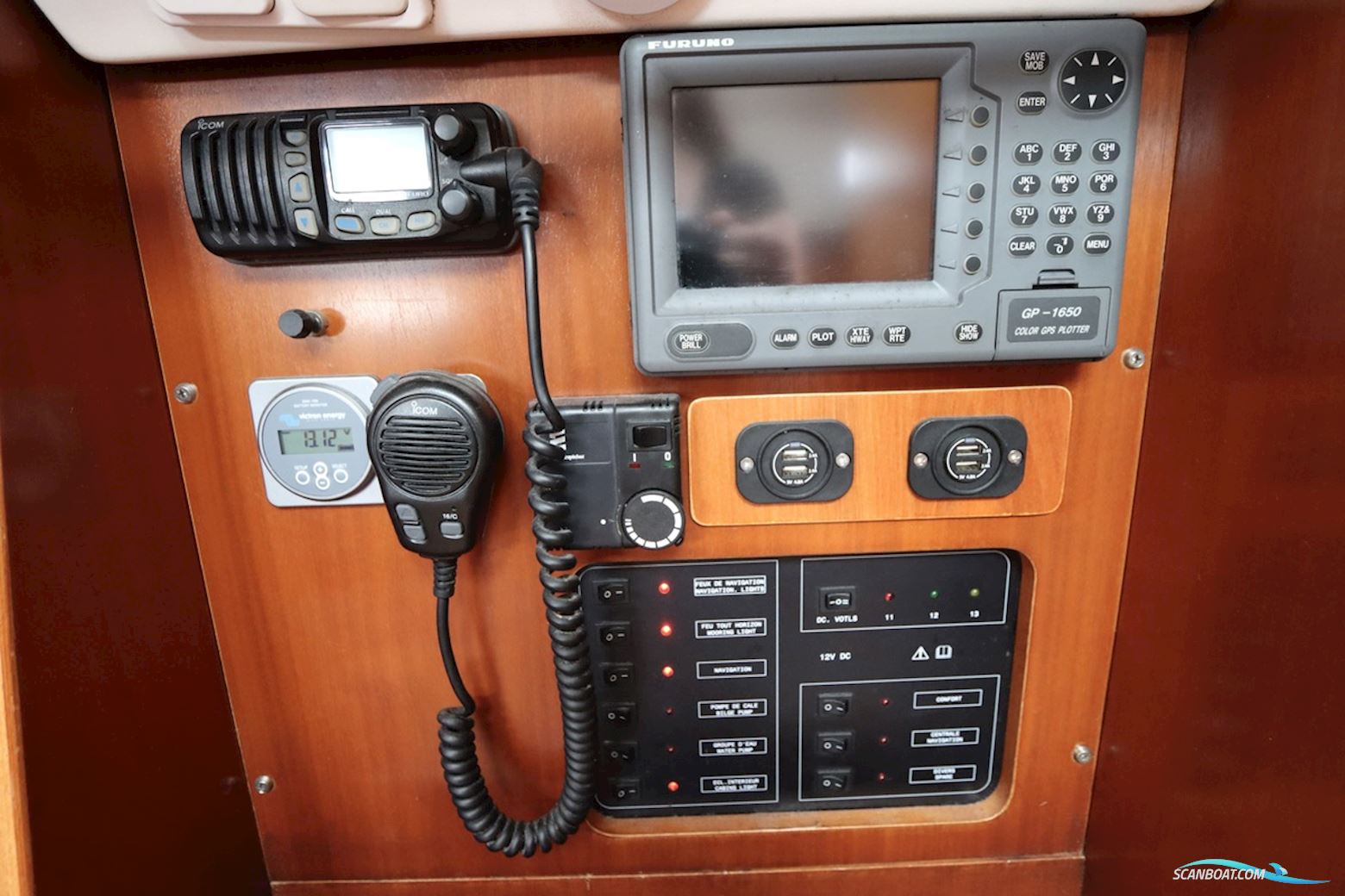 Beneteau Oceanis 311 Clipper