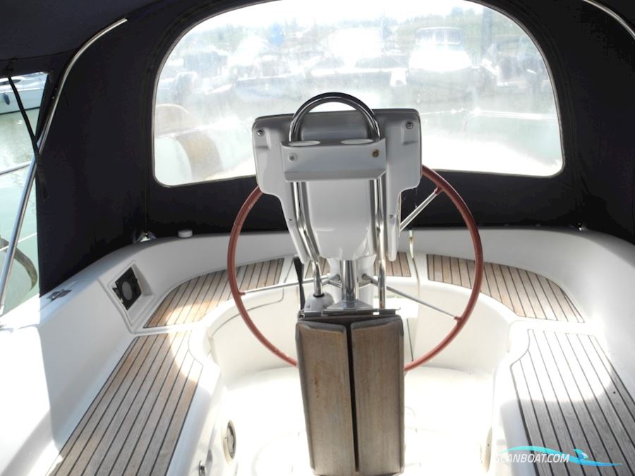 Beneteau Oceanis 323 Clipper