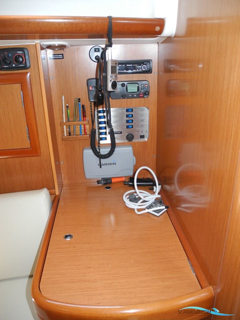 Beneteau Oceanis 323 Clipper