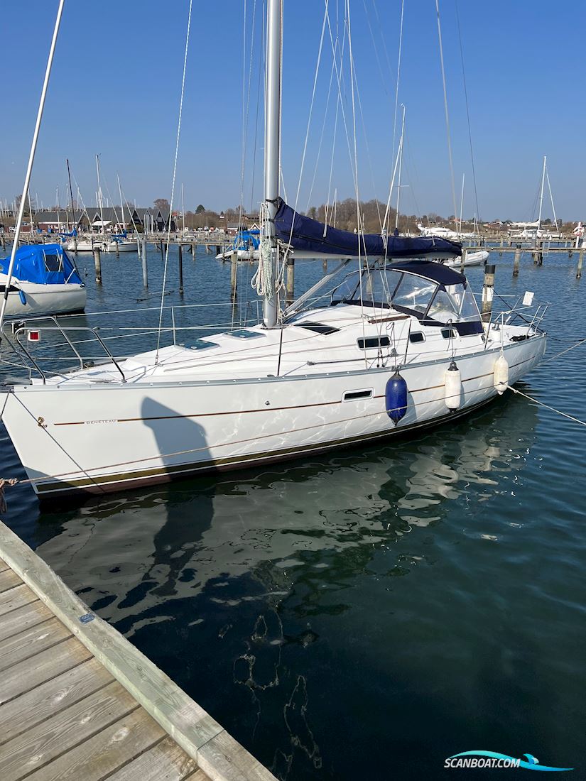 Beneteau Oceanis 323 Clipper