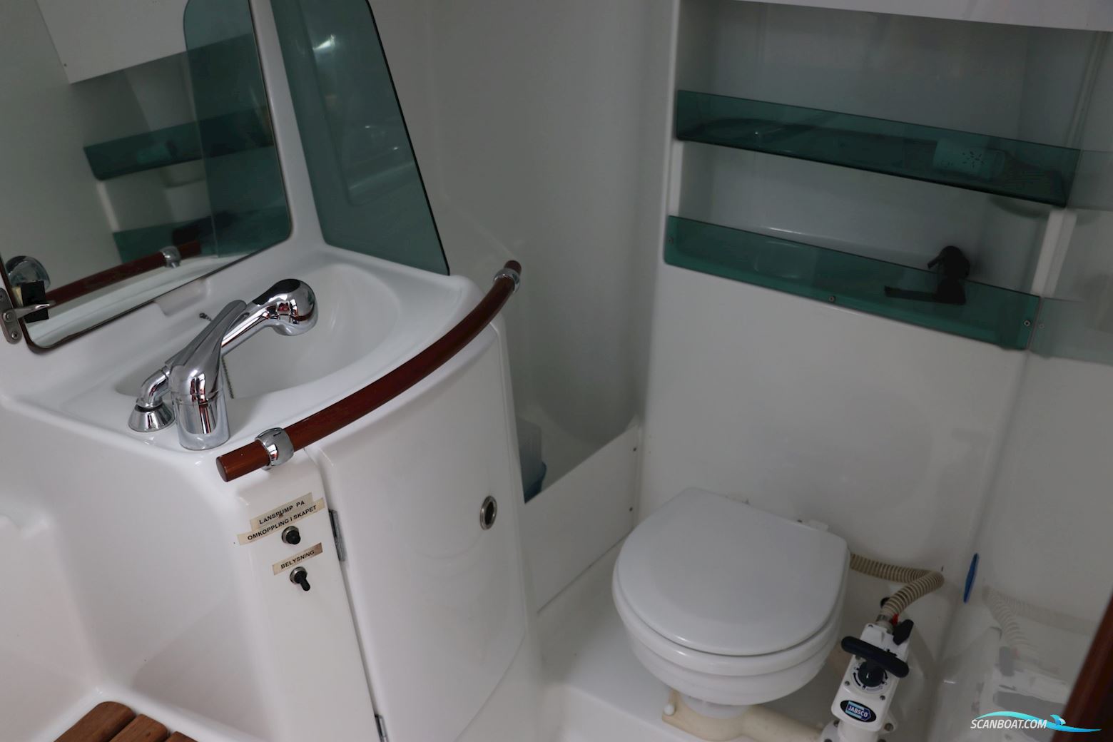 Beneteau Oceanis 323
