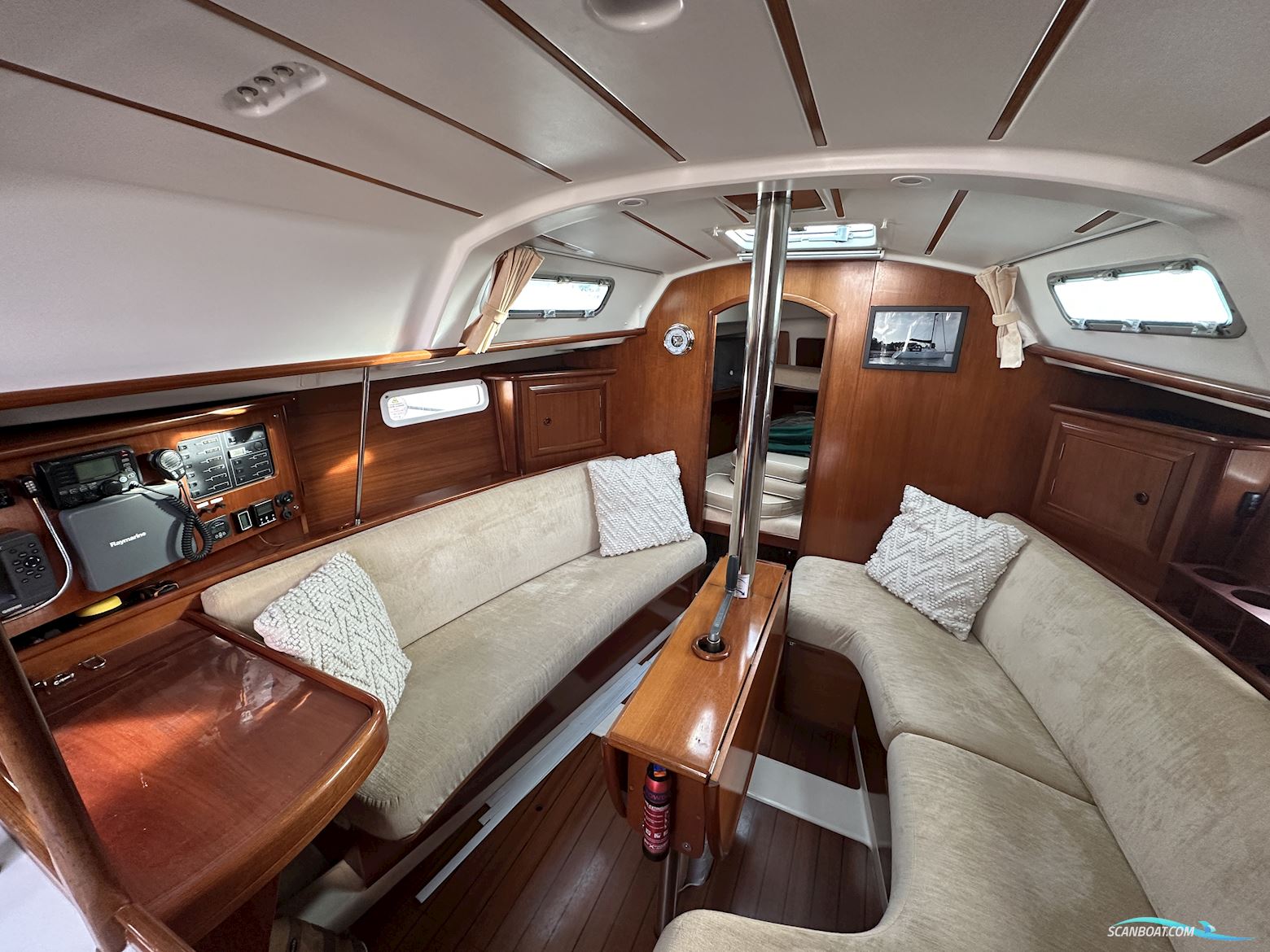 Beneteau Oceanis 331 Clipper