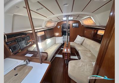 Beneteau Oceanis 331 Segelbåt 2000, med Volvo motor, England