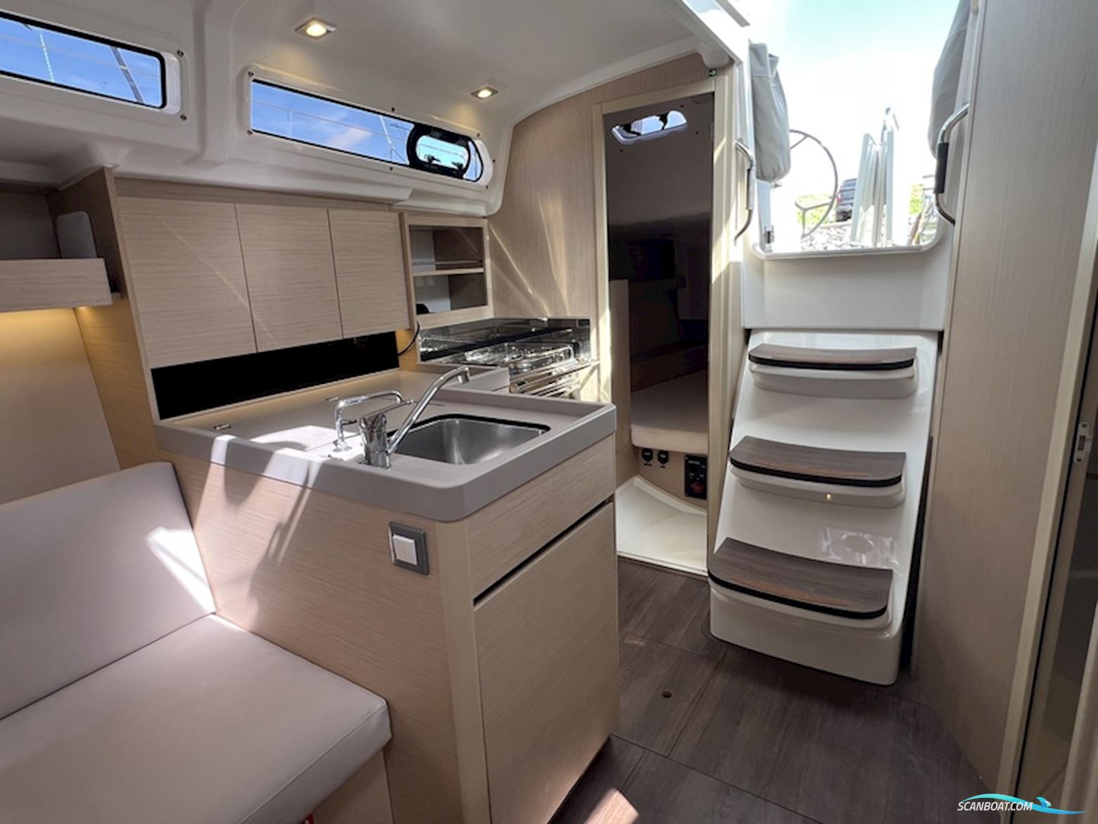 Beneteau Oceanis 34.1 F.L.