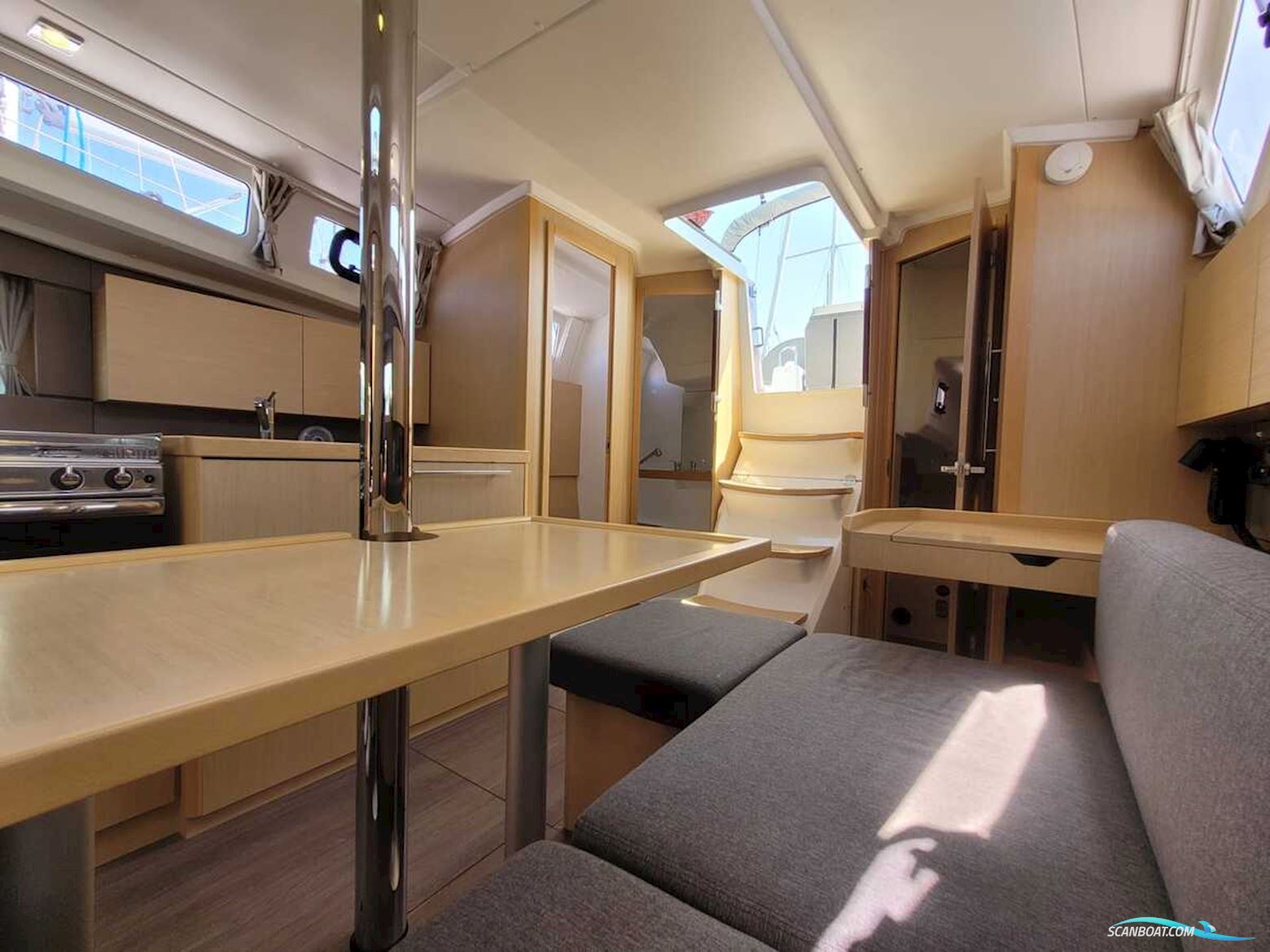 Beneteau Oceanis 35