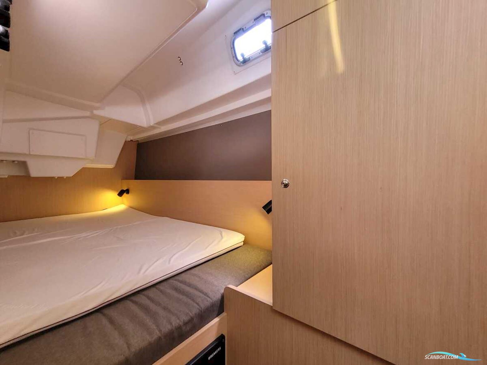 Beneteau Oceanis 35
