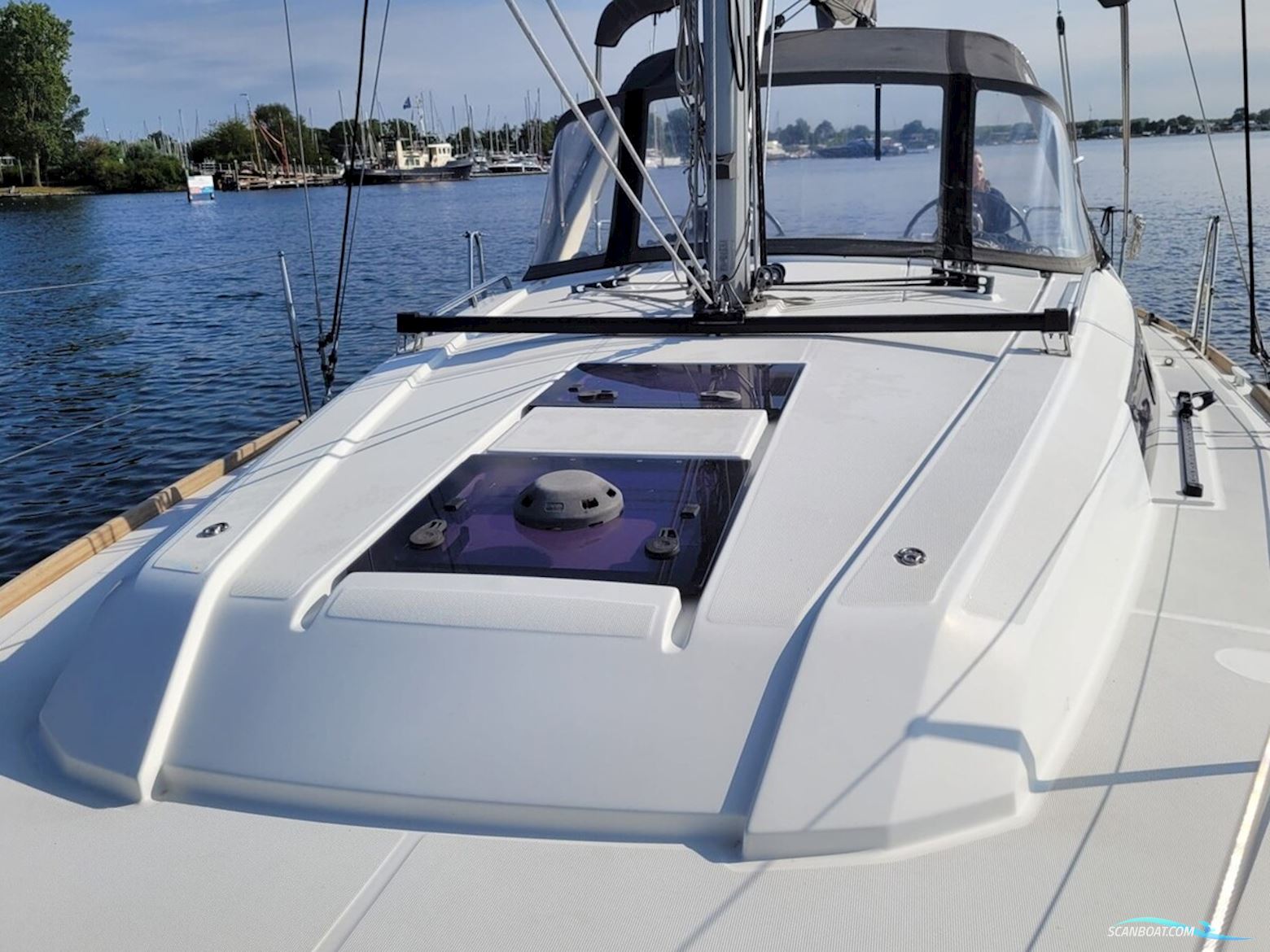 Beneteau Oceanis 35