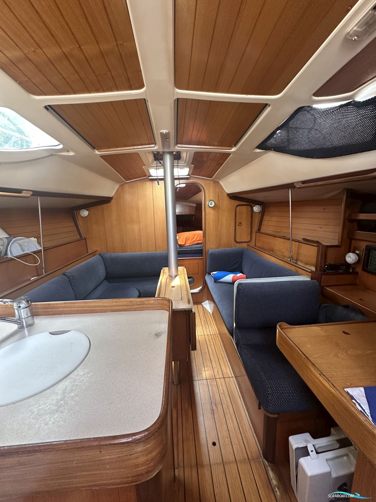 Beneteau Oceanis 350