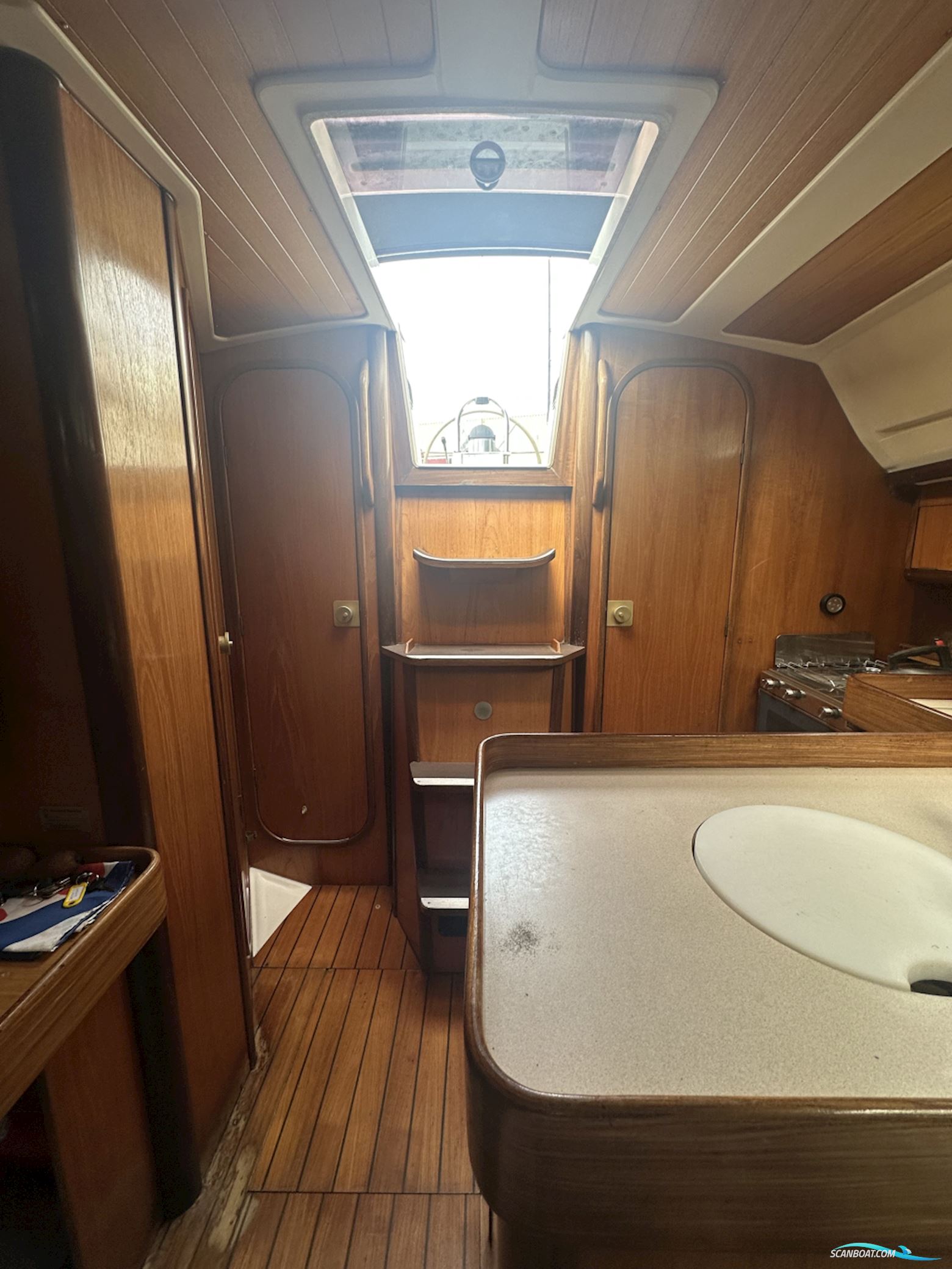 Beneteau Oceanis 350