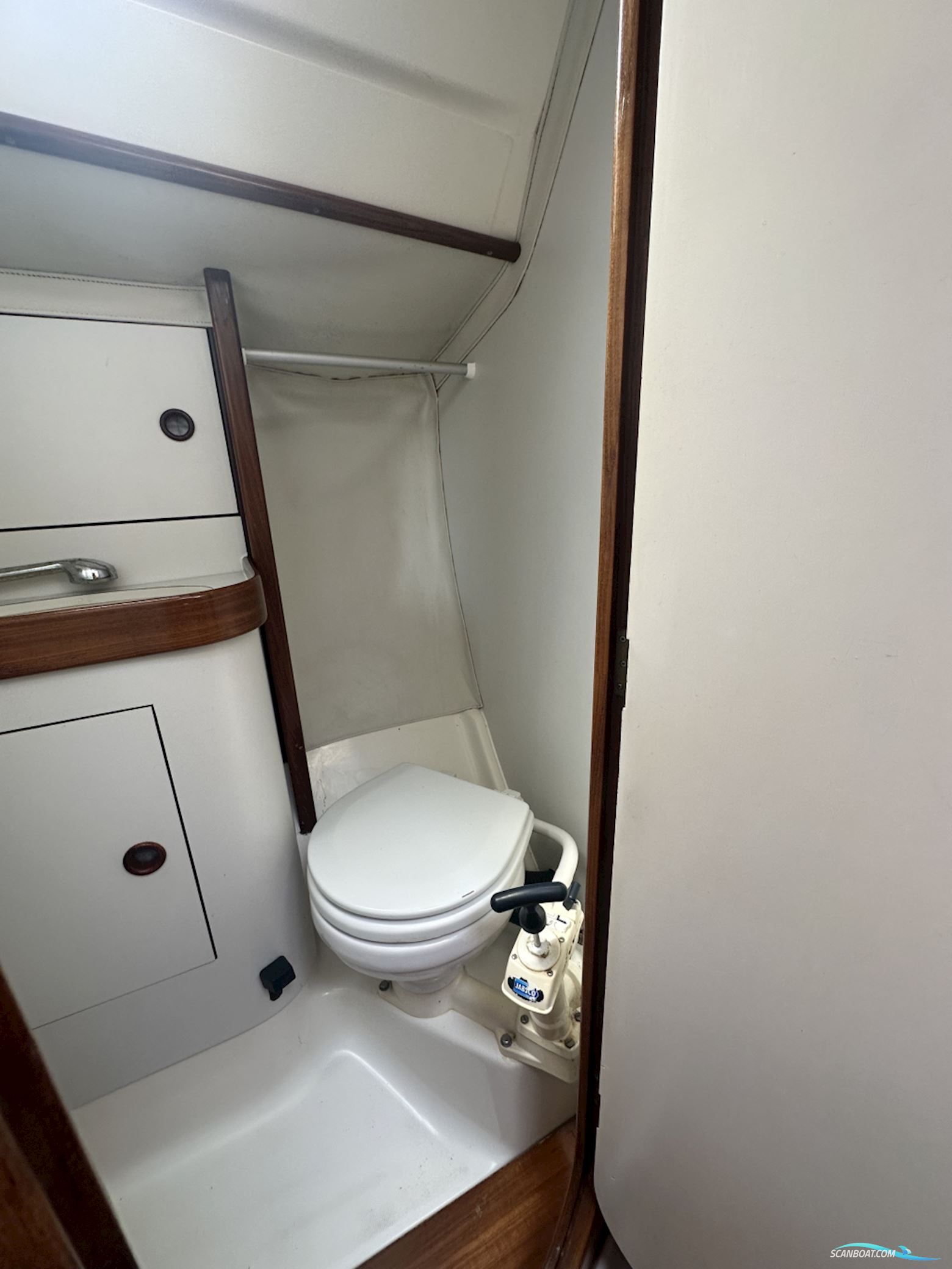 Beneteau Oceanis 350