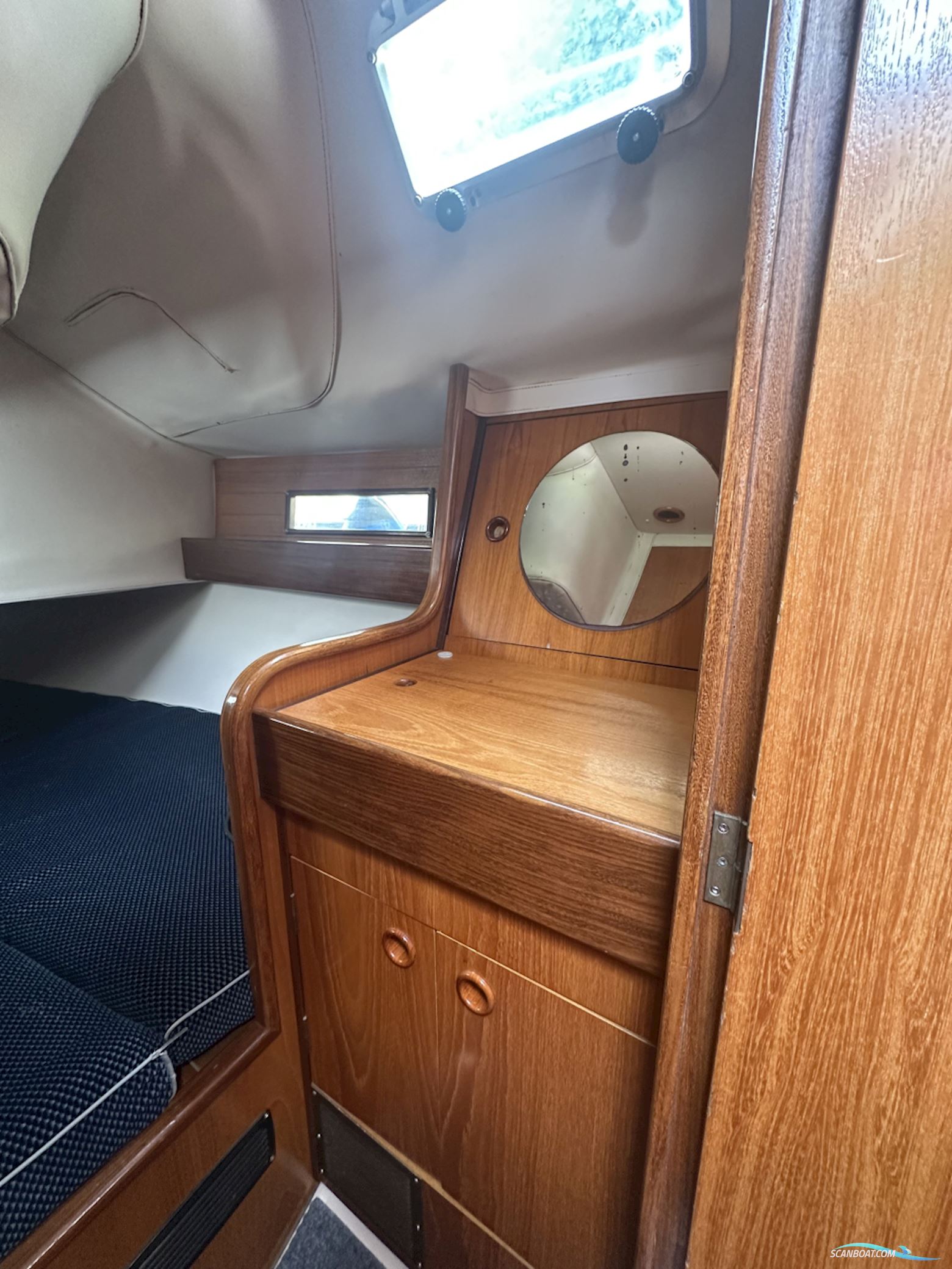 Beneteau Oceanis 350