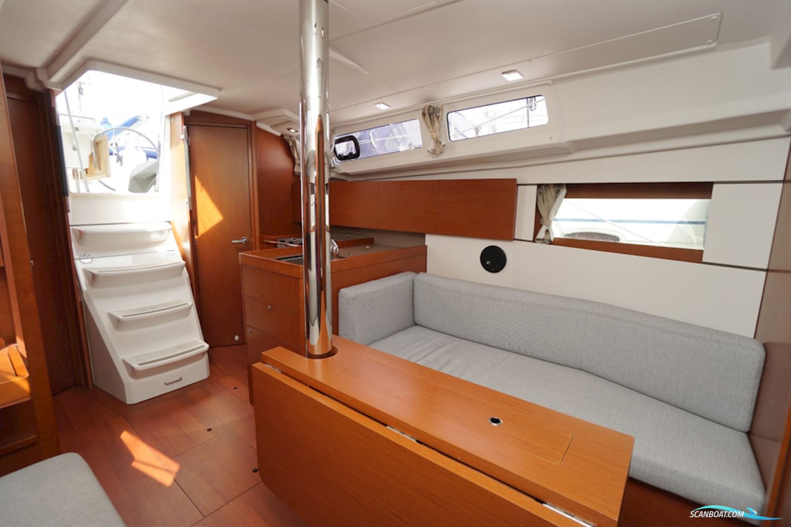 Beneteau Oceanis 35.1