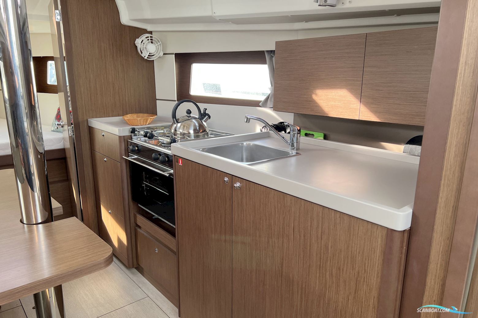 Beneteau Oceanis 35.1