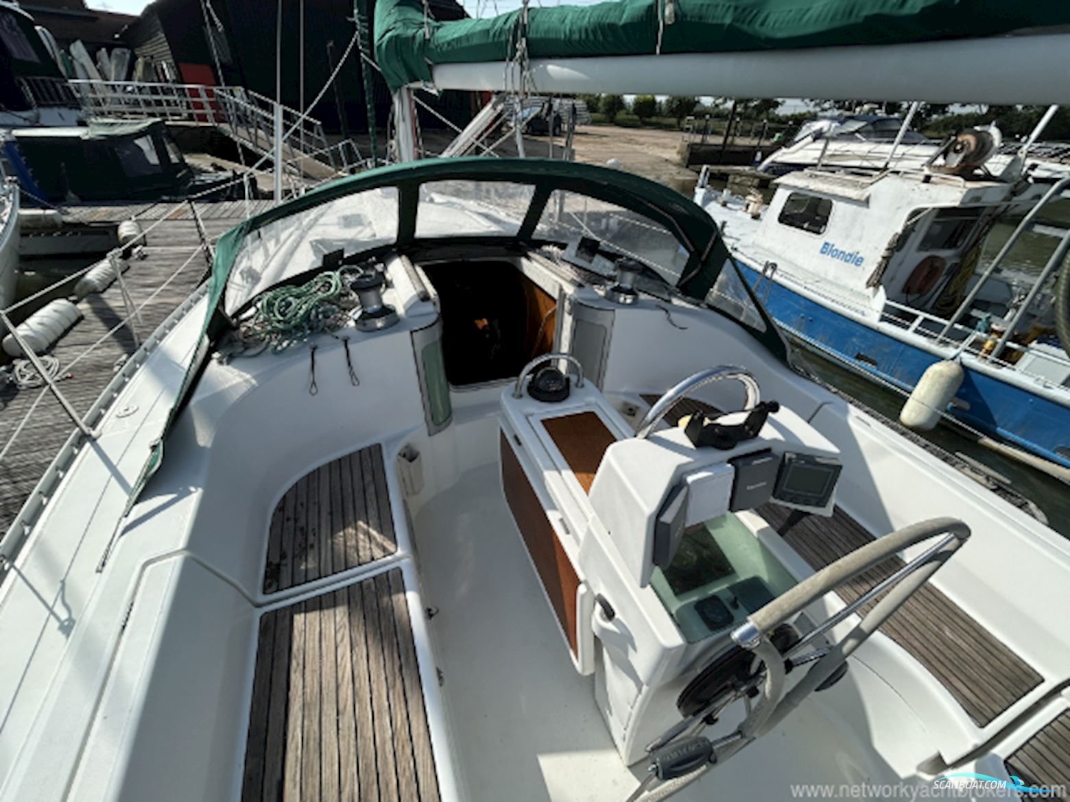 Beneteau Oceanis 351
