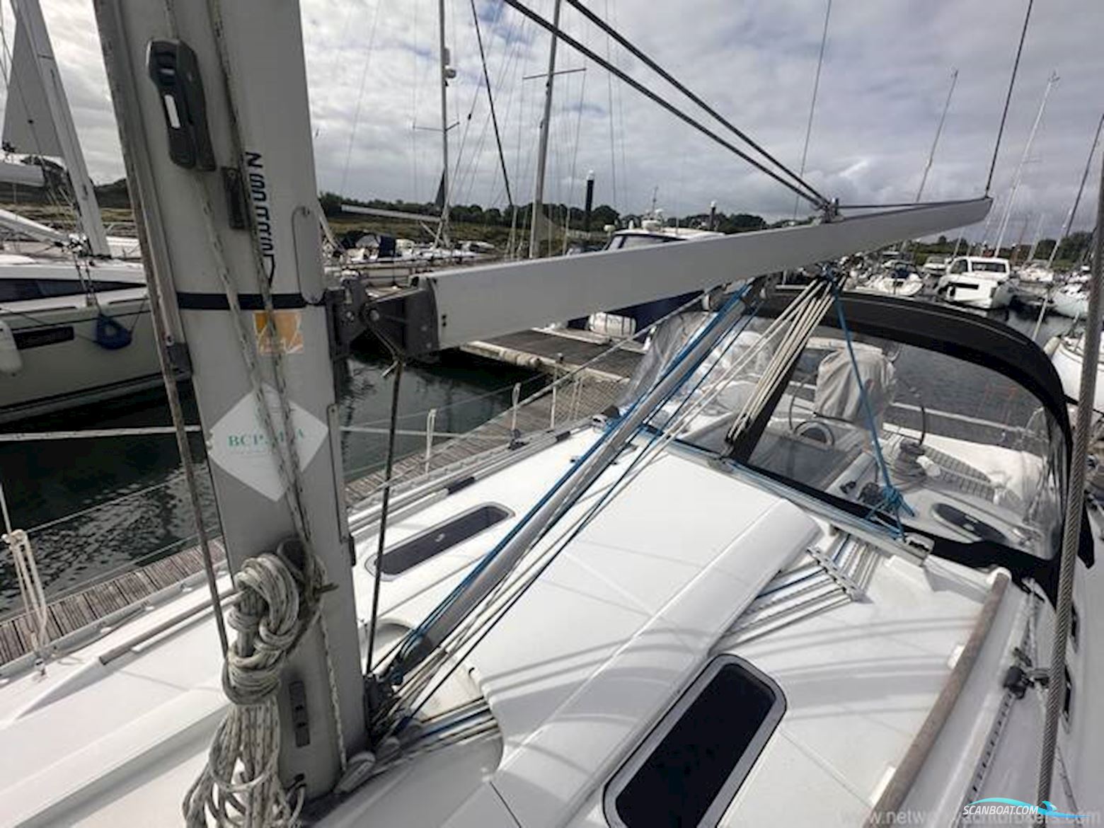 Beneteau Oceanis 351