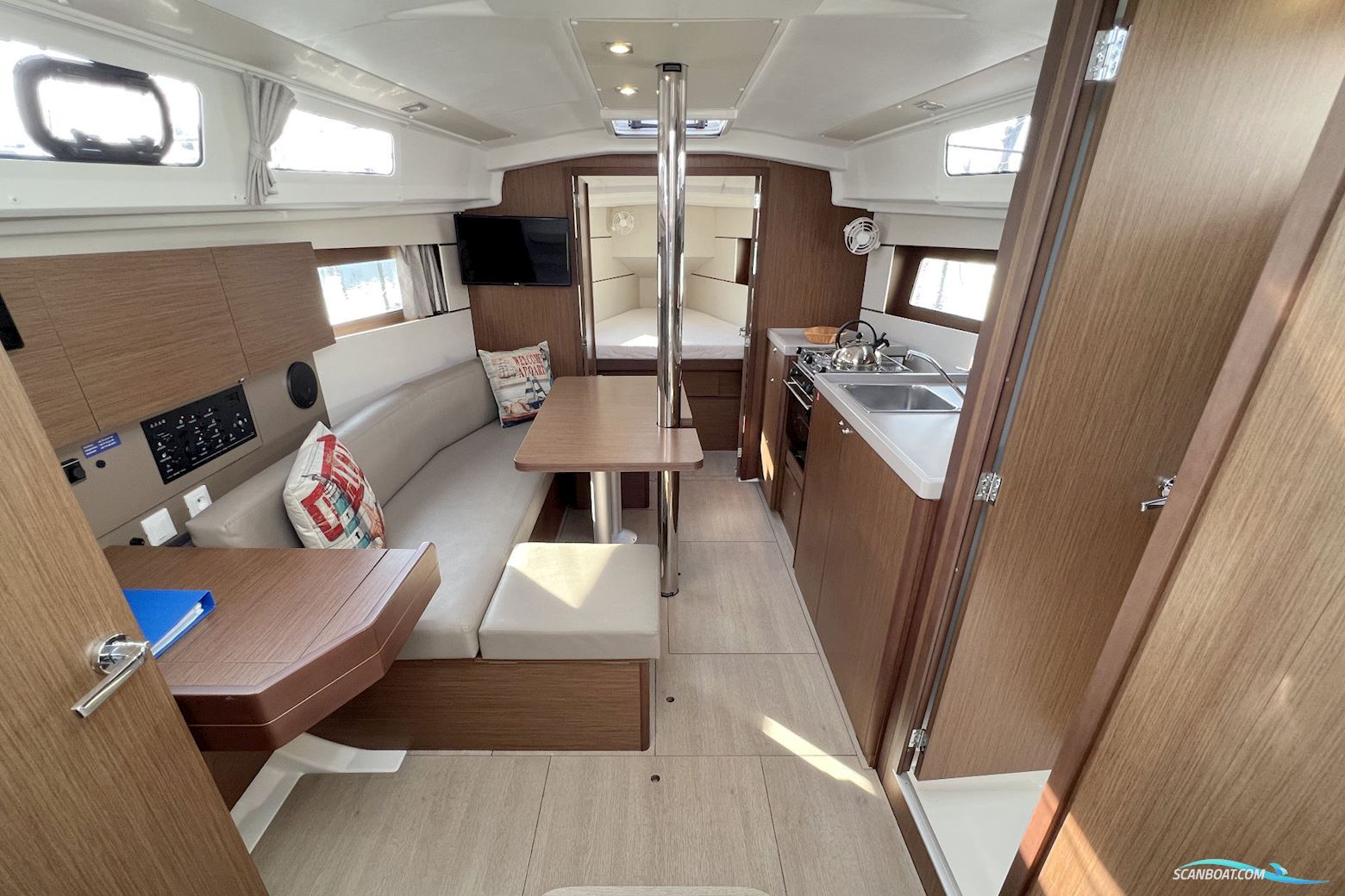 Beneteau Oceanis 35.1