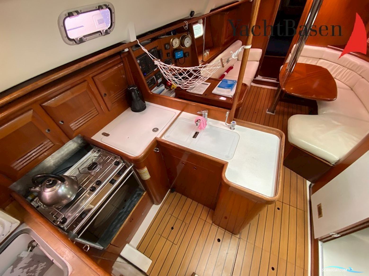 Beneteau Oceanis 362