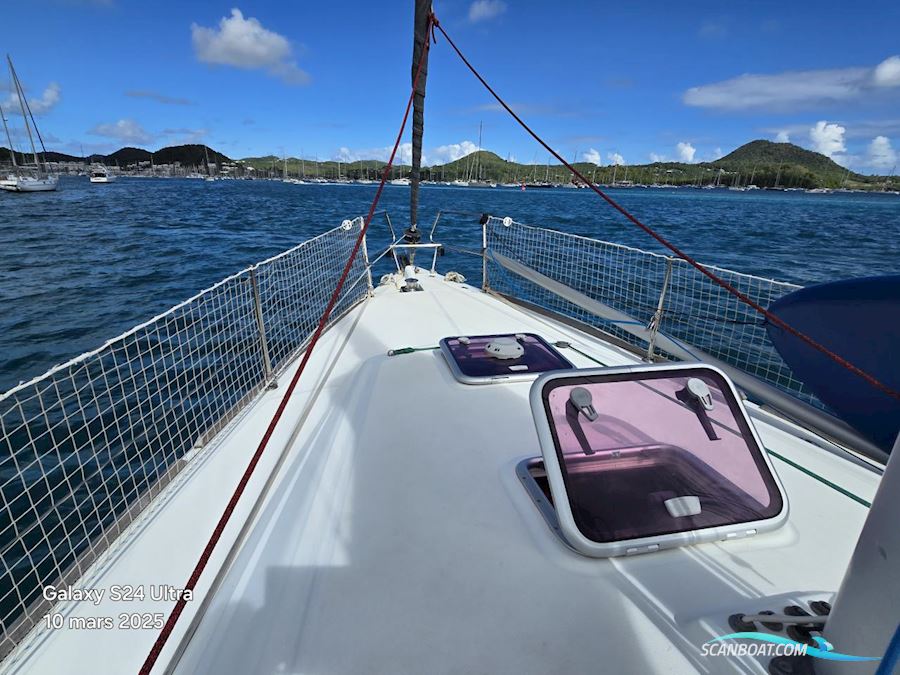 Beneteau Oceanis 37 Limited Edition