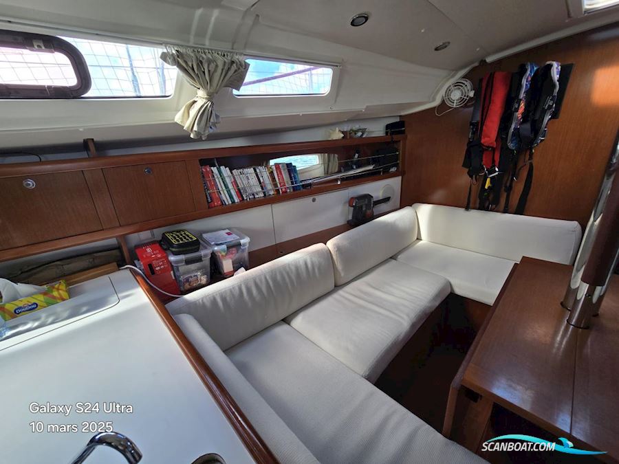 Beneteau Oceanis 37 Limited Edition