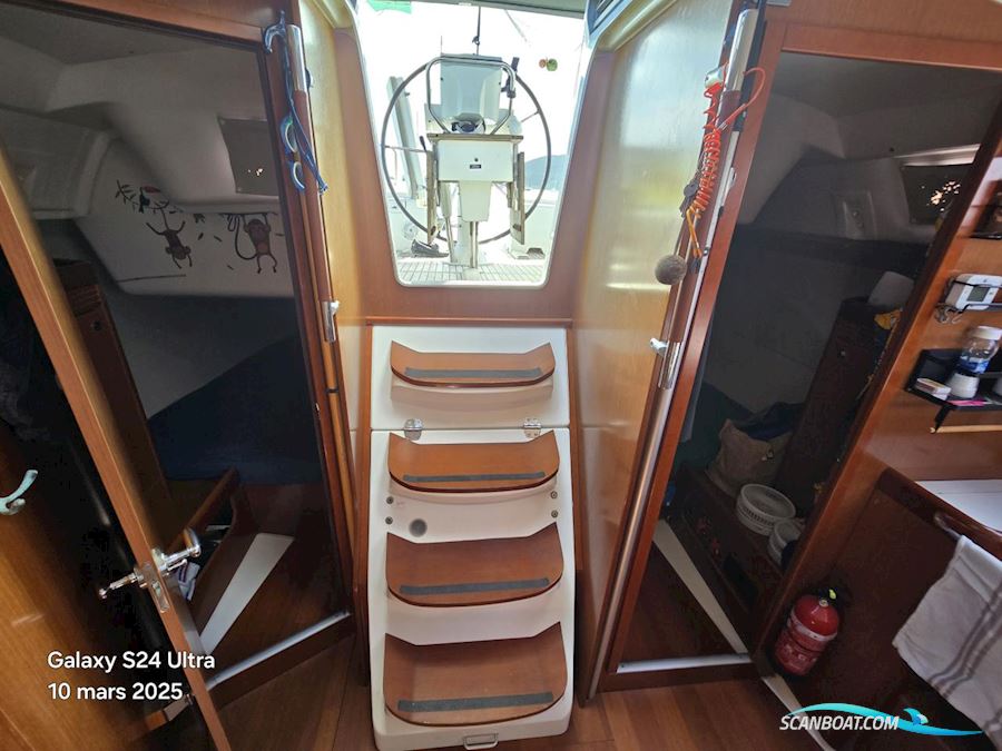 Beneteau Oceanis 37 Limited Edition