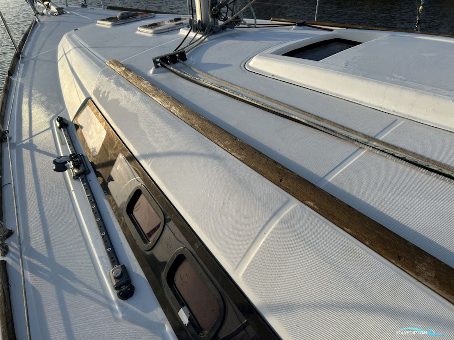 Beneteau Oceanis 37