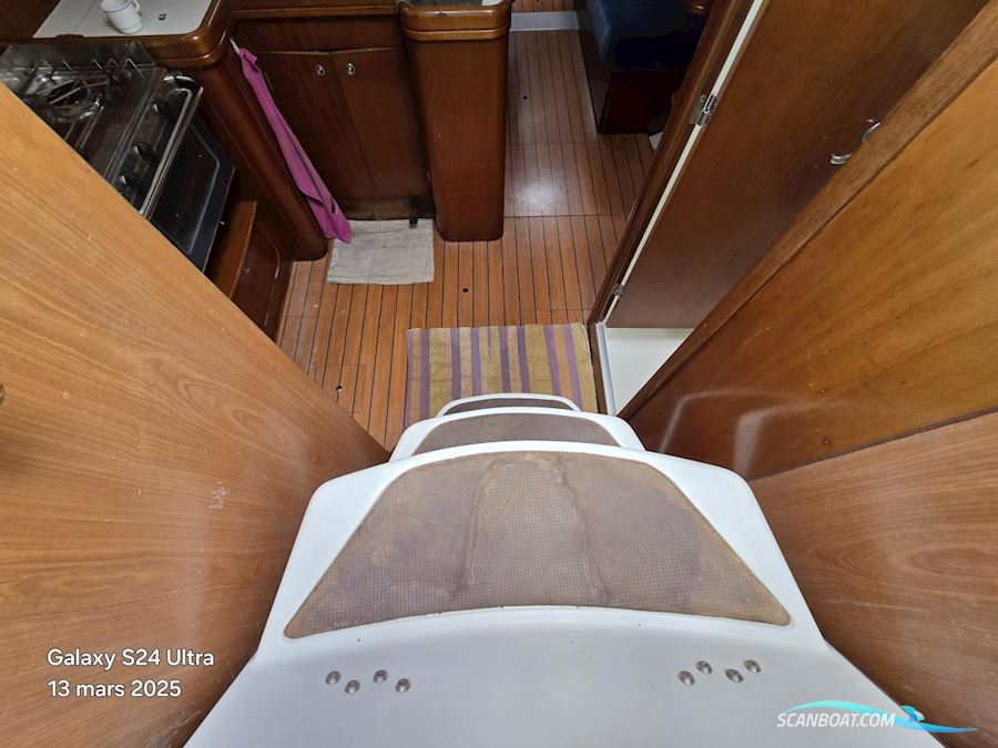 Beneteau Oceanis 373
