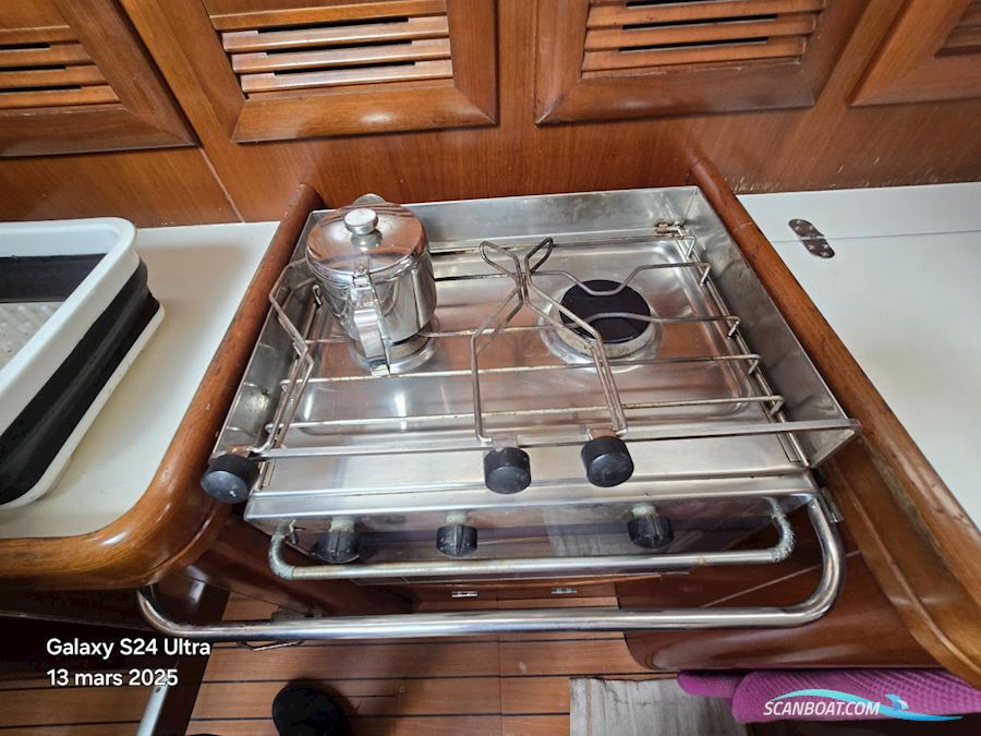 Beneteau Oceanis 373