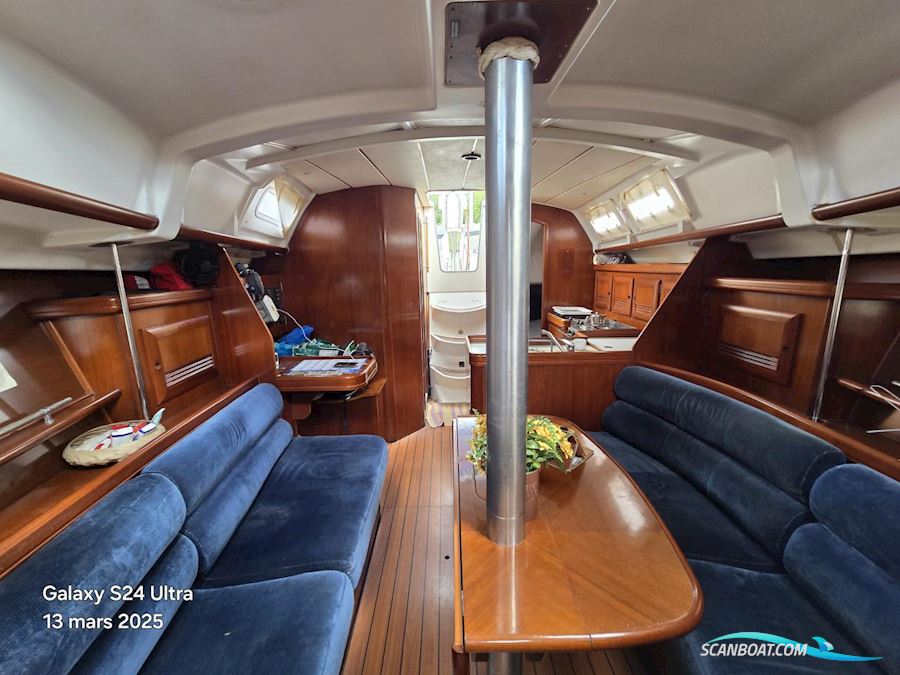 Beneteau Oceanis 373