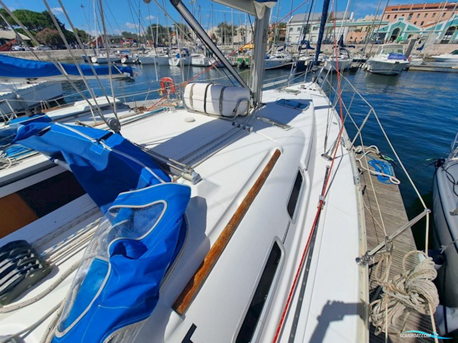 Beneteau Oceanis 373