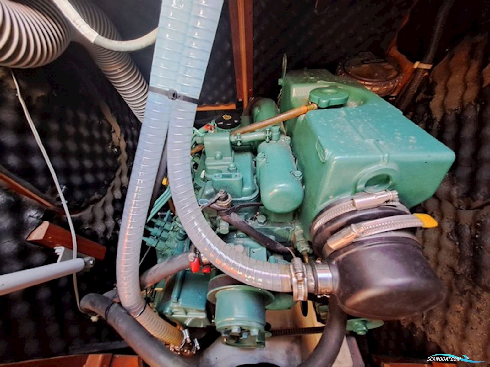 Beneteau Oceanis 373