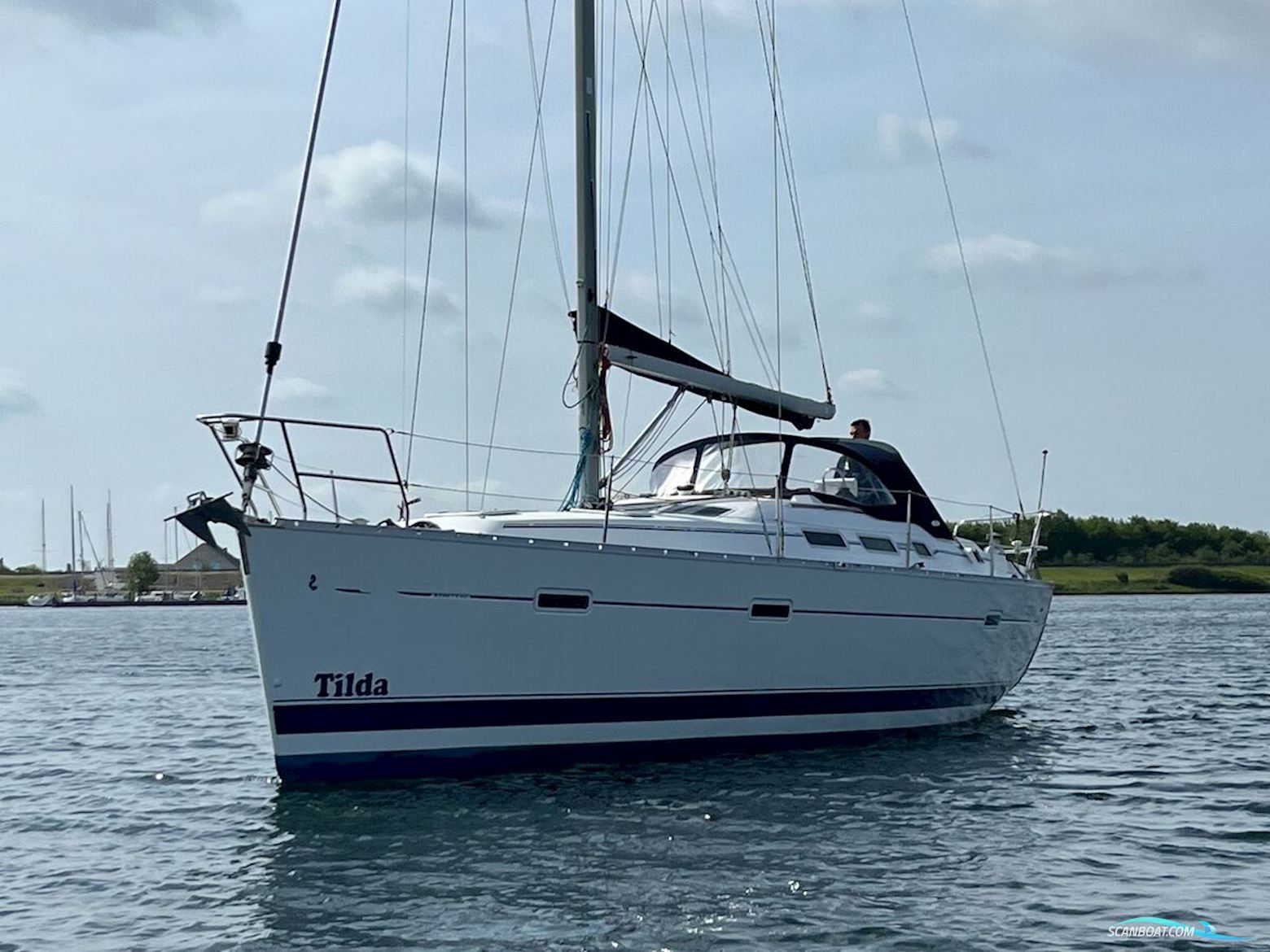 Beneteau Oceanis 373