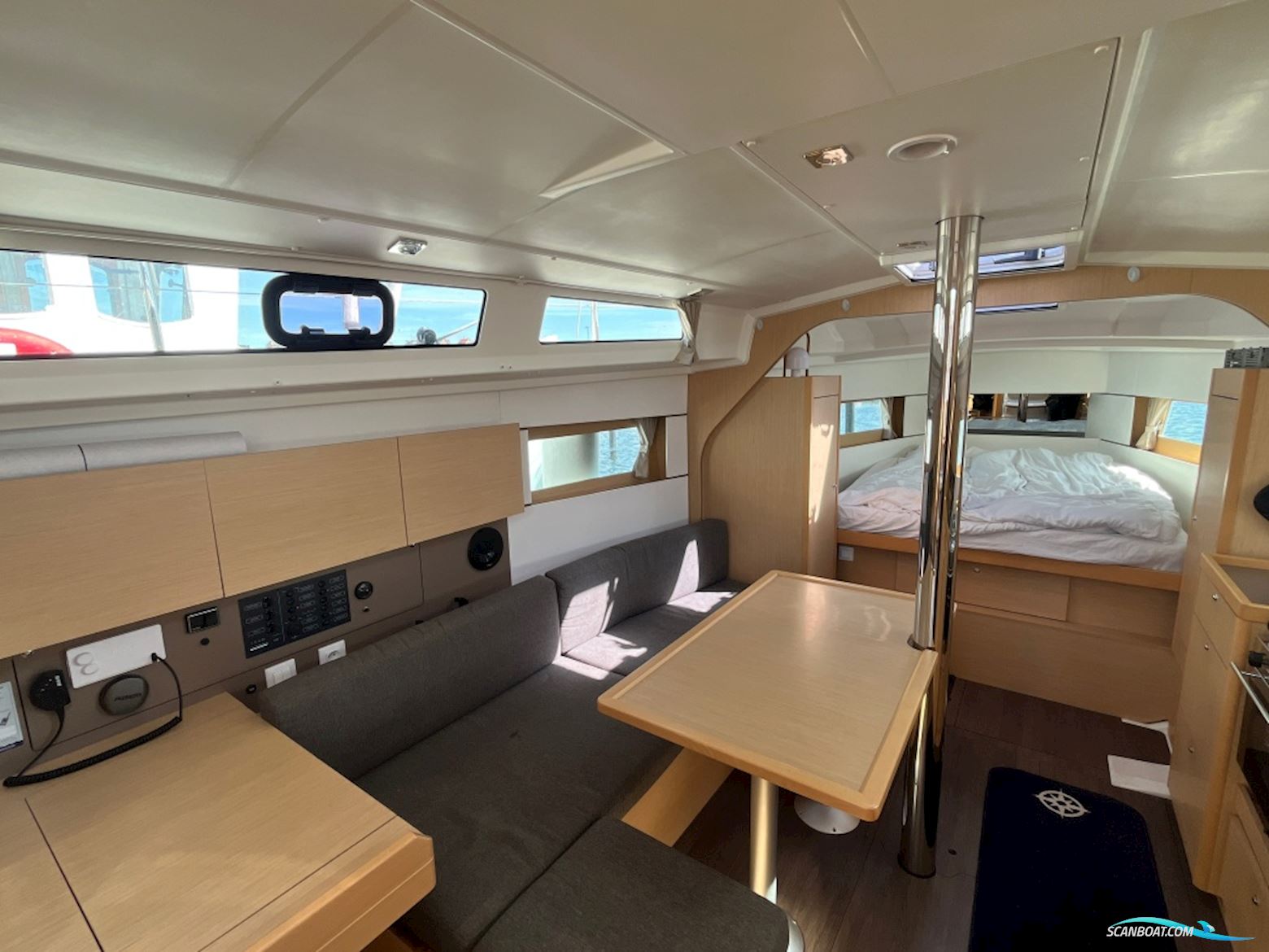 Beneteau Oceanis 38 - Solgt/Sold