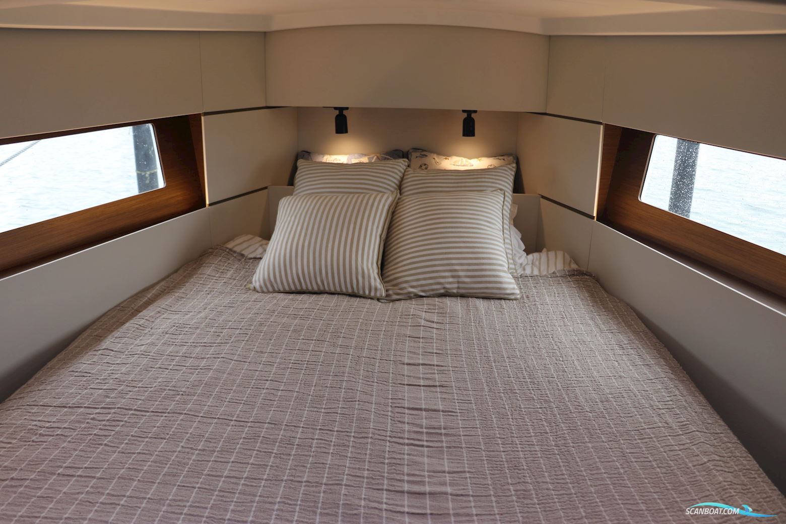 Beneteau Oceanis 38.1 Performance