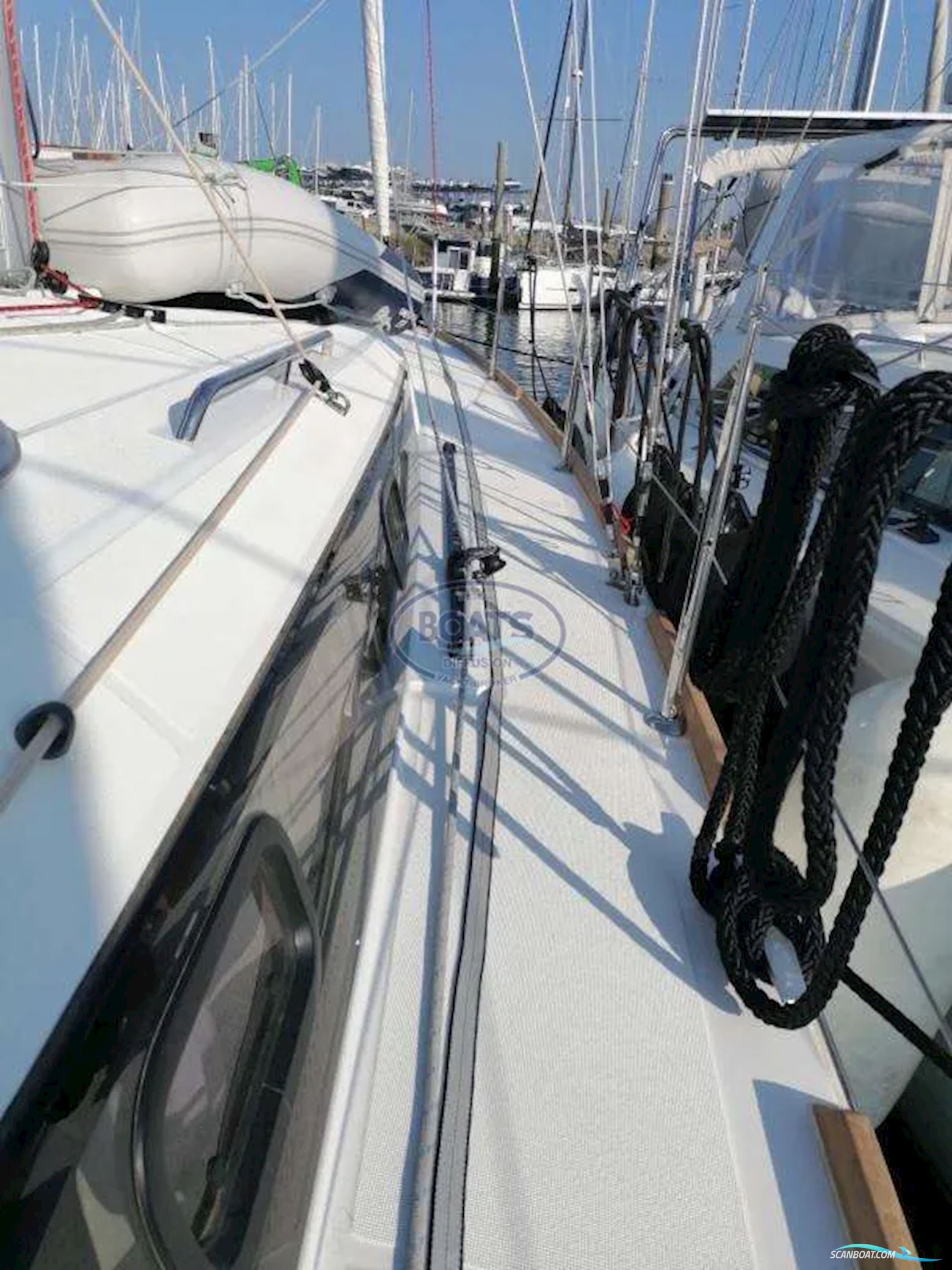Beneteau OCEANIS 38.1