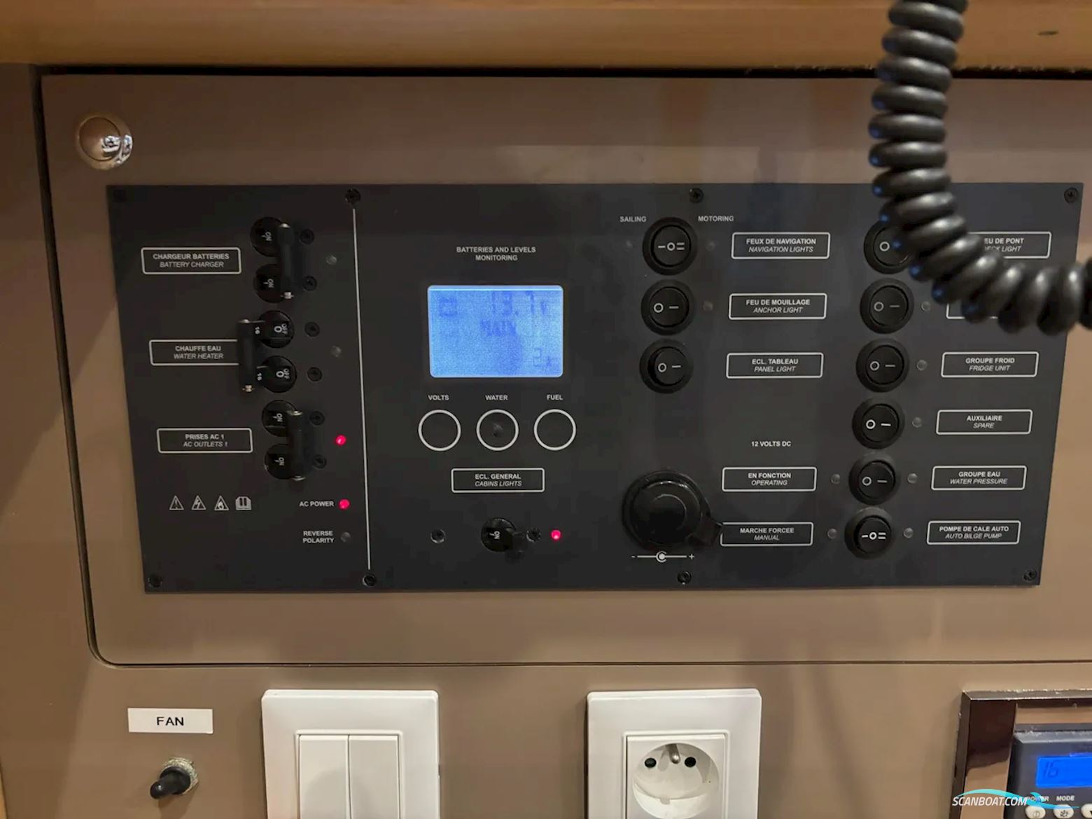 Beneteau Oceanis 38.1