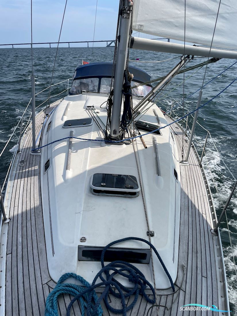 Beneteau Oceanis 381