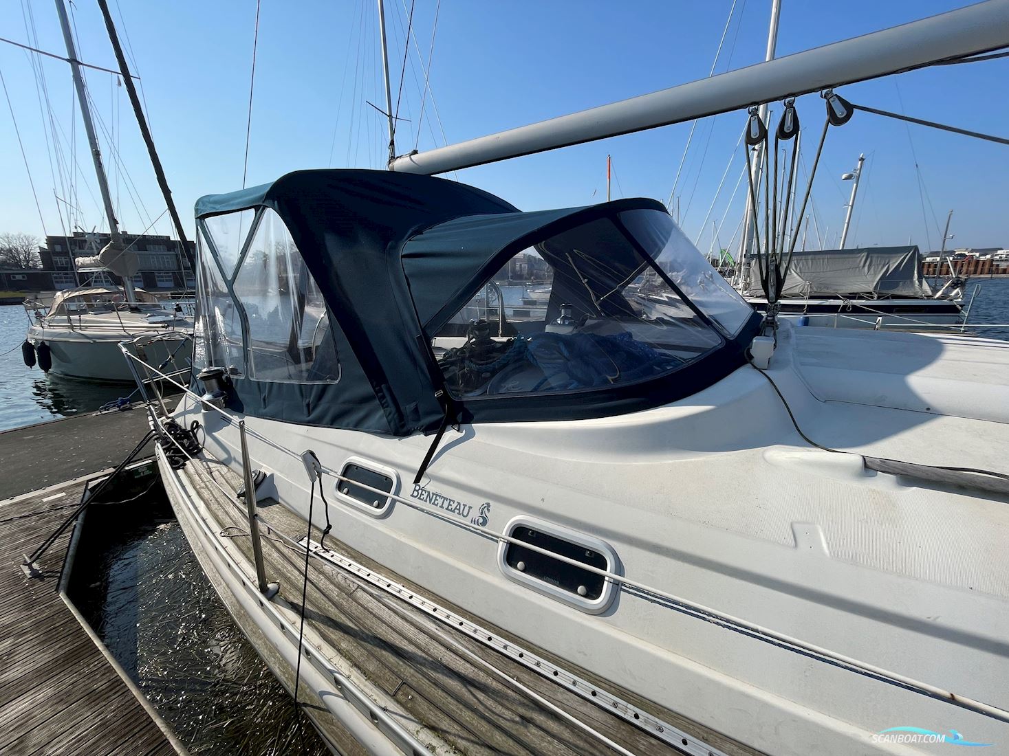 Beneteau Oceanis 381