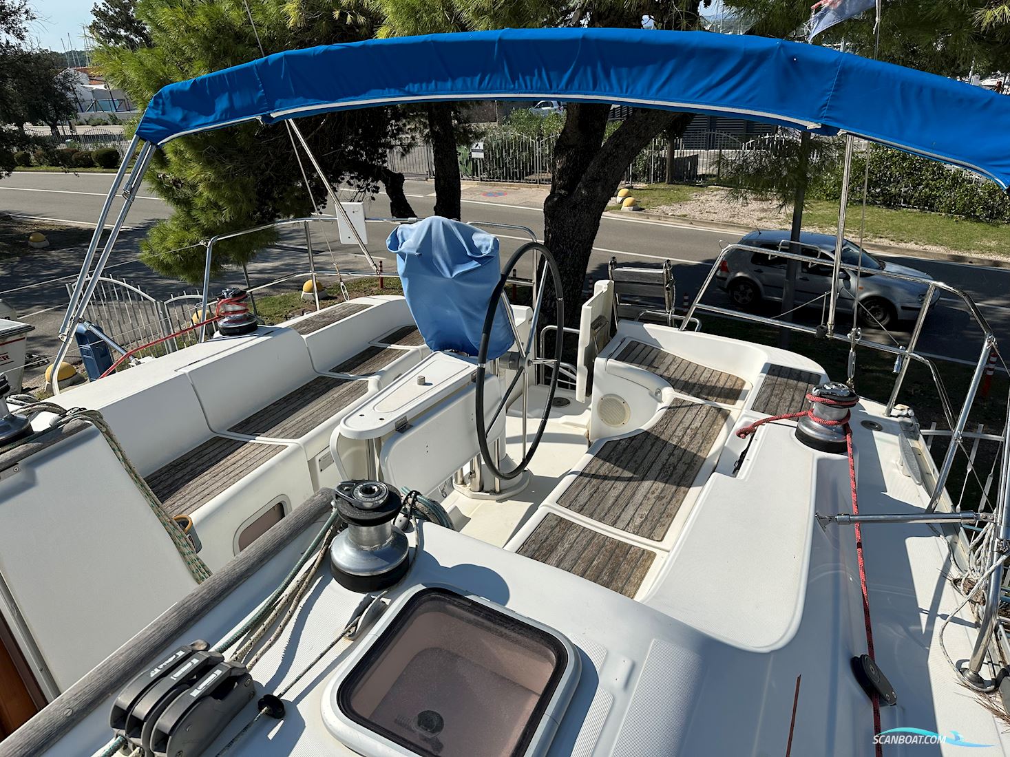 Beneteau Oceanis 393