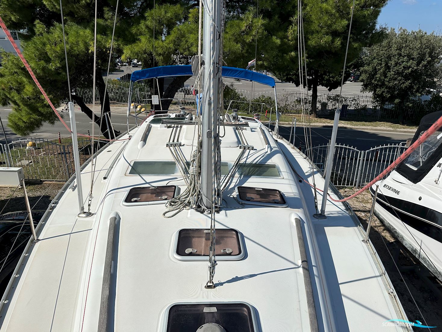 Beneteau Oceanis 393