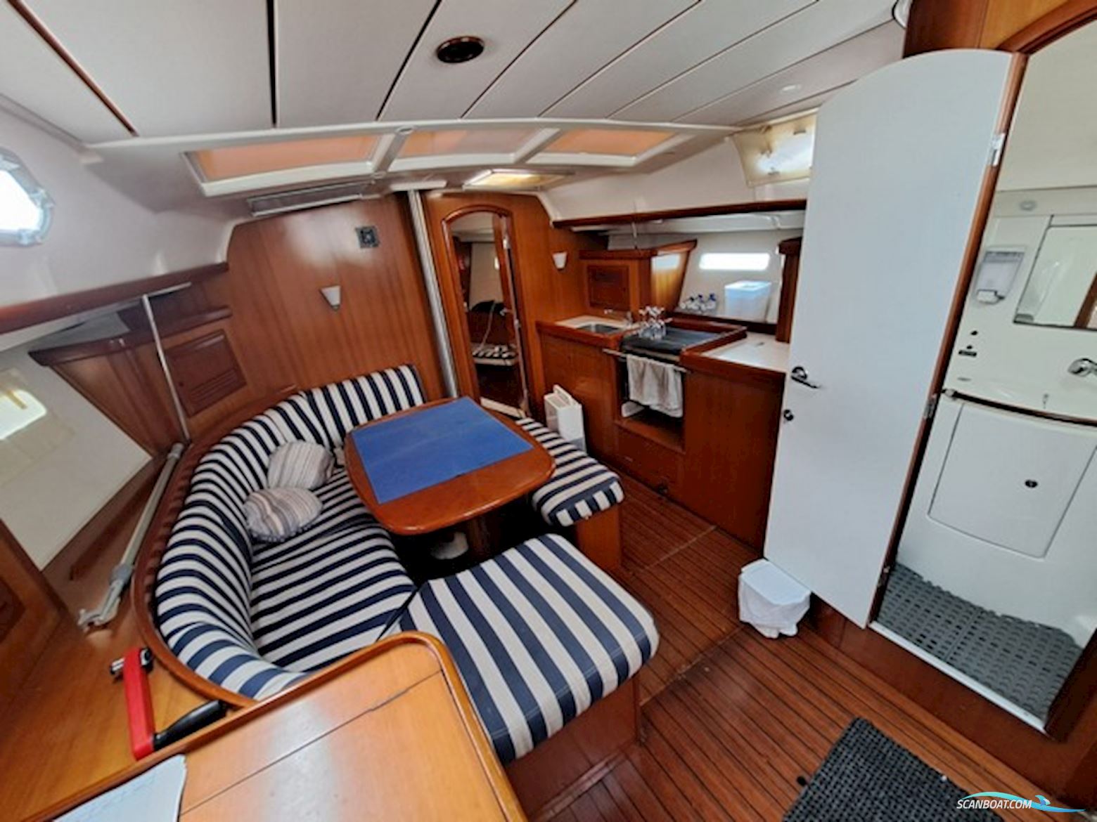Beneteau Oceanis 393