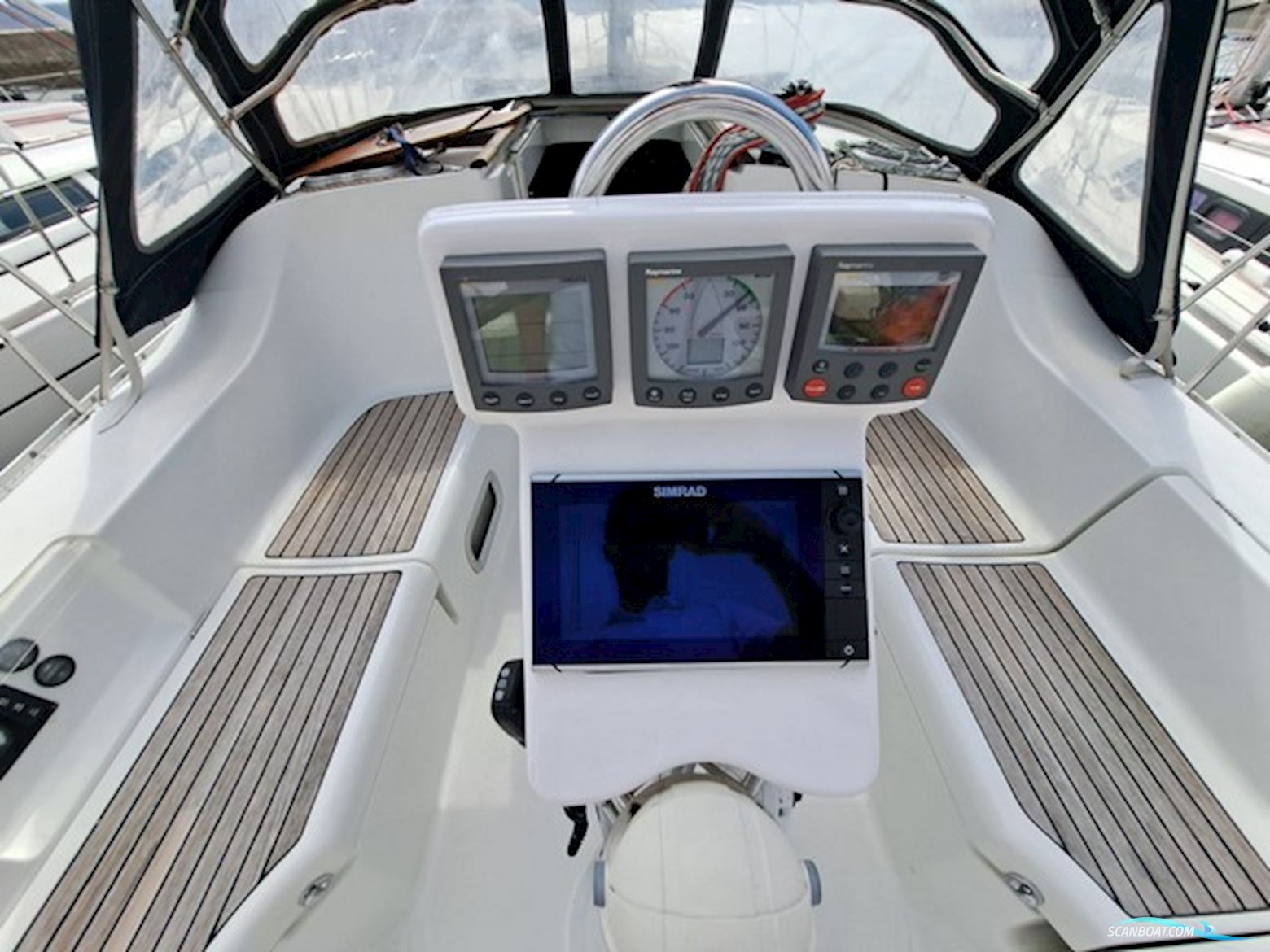 Beneteau Oceanis 393