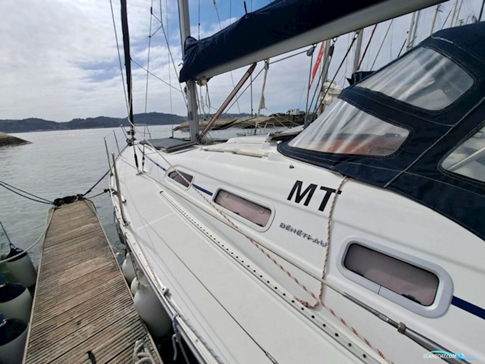 Beneteau Oceanis 393