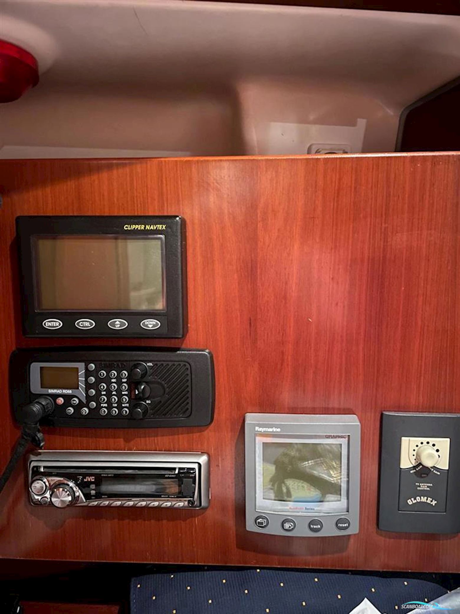 Beneteau Oceanis 393