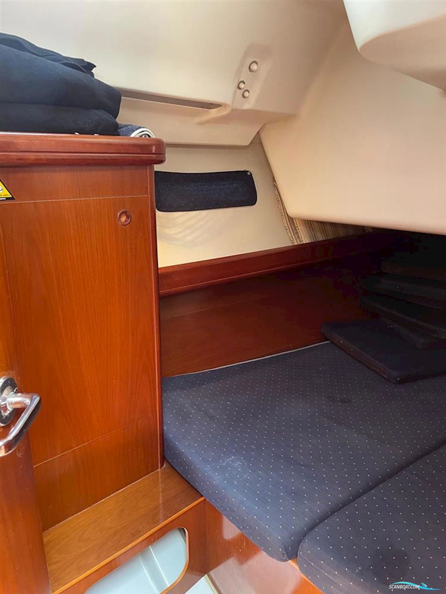 Beneteau Oceanis 393