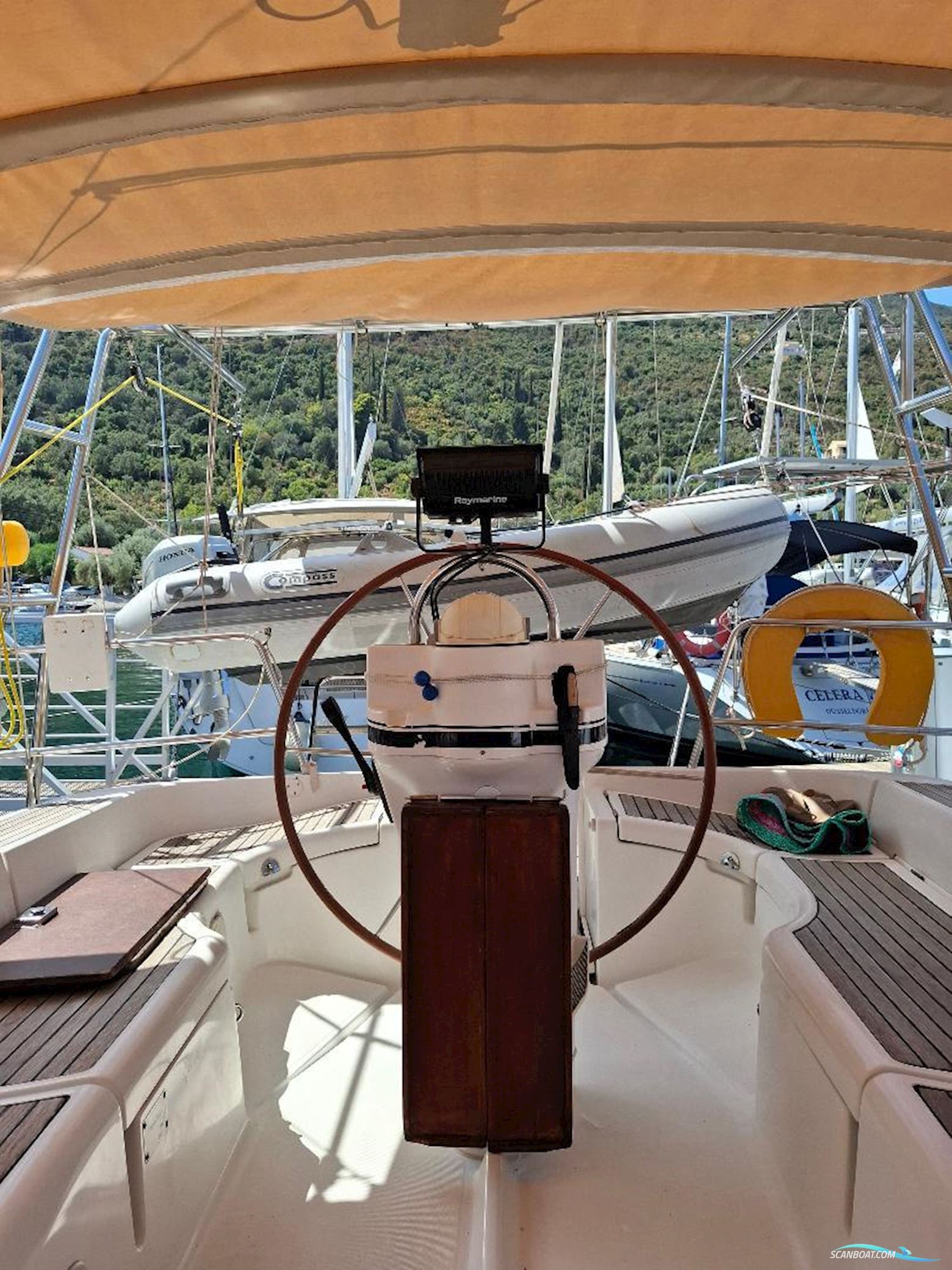 Beneteau Oceanis 393