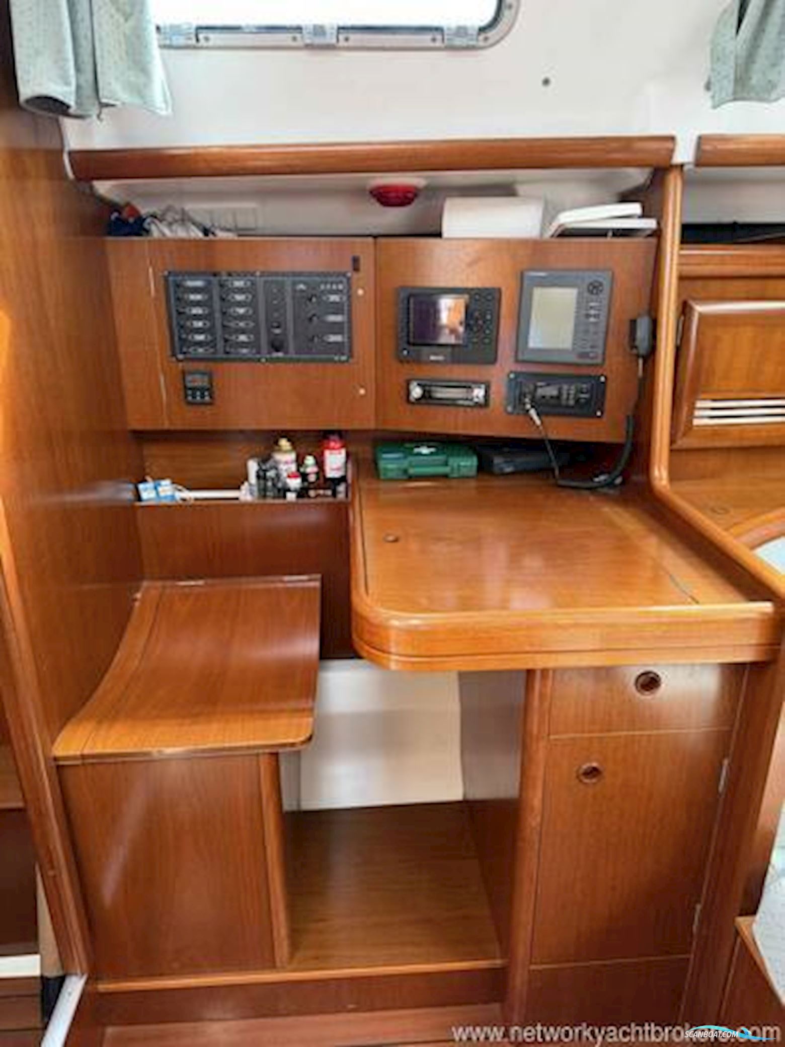 Beneteau Oceanis 393