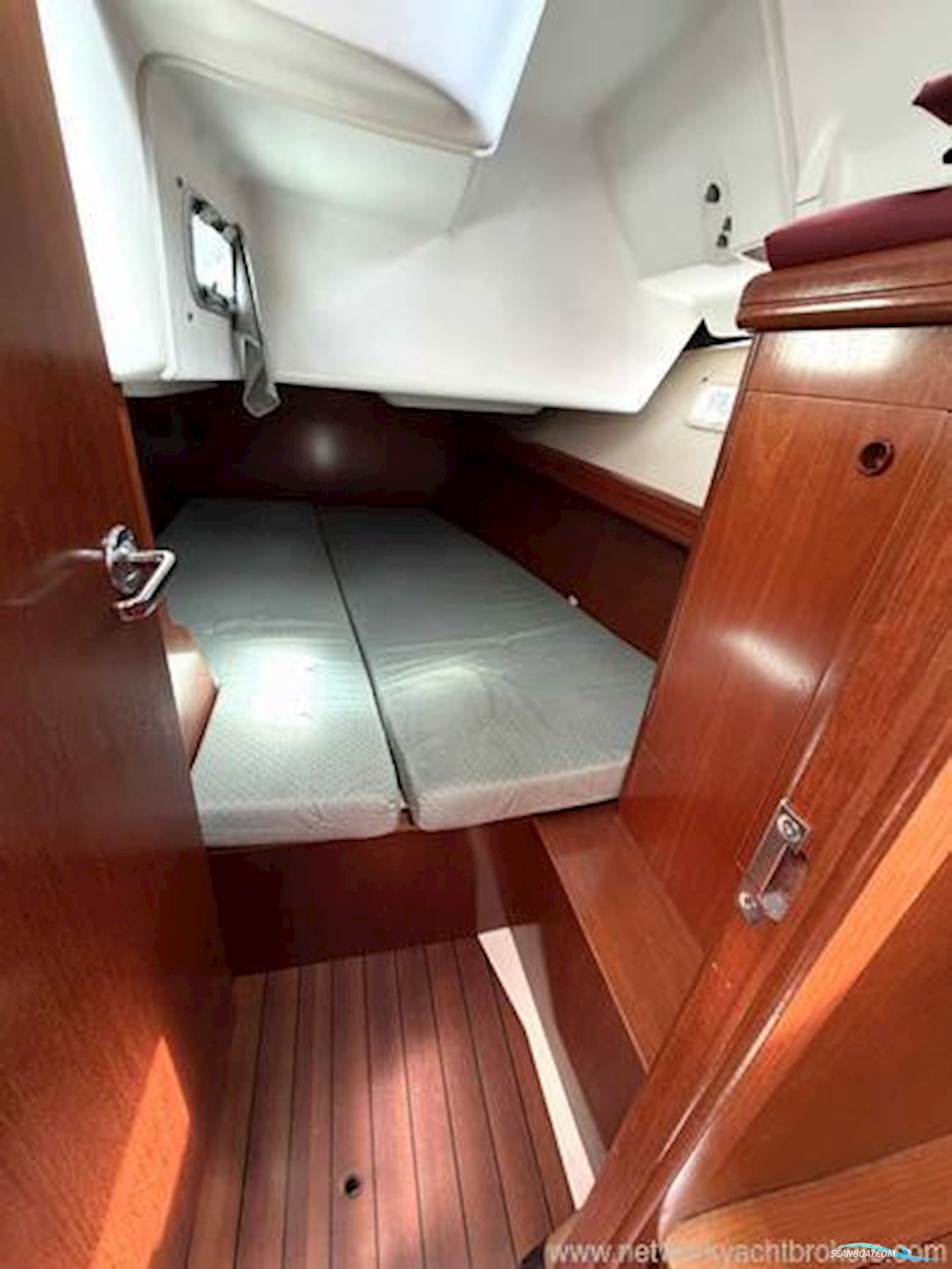 Beneteau Oceanis 393