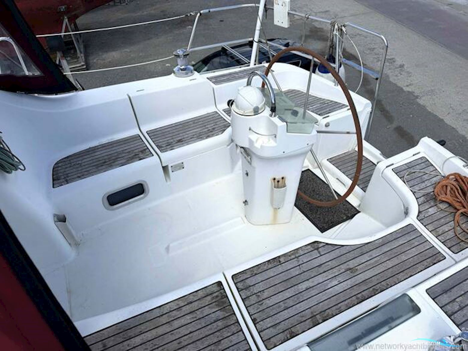 Beneteau Oceanis 393